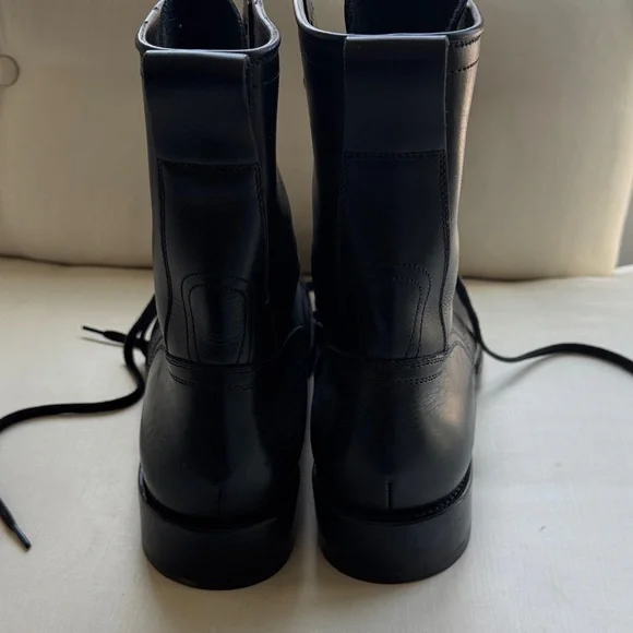 Tom Ford Black Leather Men's Boots-like new! - Picture 4 of 5